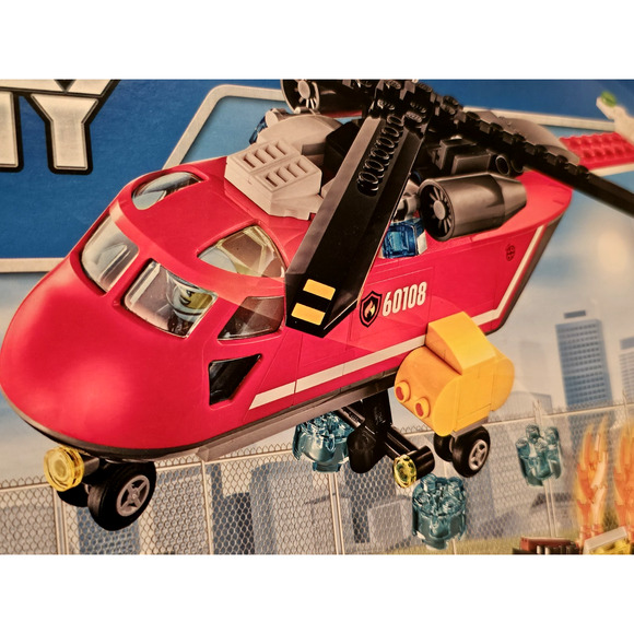 FIRE RESPONSE UNIT Lego City LEGO Set #60108 NEW Sealed RETIRED Unopened - Picture 3 of 15